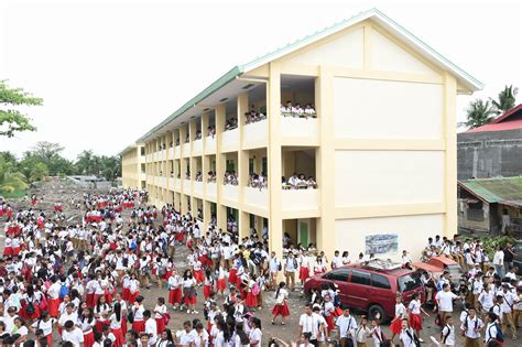 Bacolod Secondary Schools .
